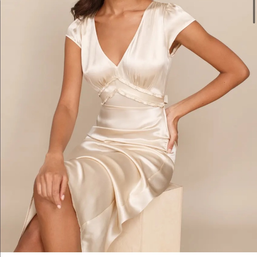 NWT Reformation Kaye Dress